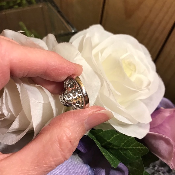 🎉 host pick🎉Stunning CZ and Sterling Silver Ring - Picture 4 of 6